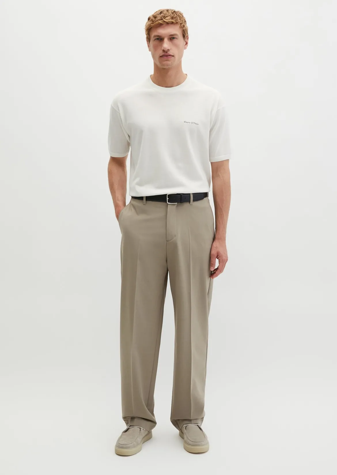 Hose Model Mossbo Travel Collection aus leichtem Technical Wool Blend