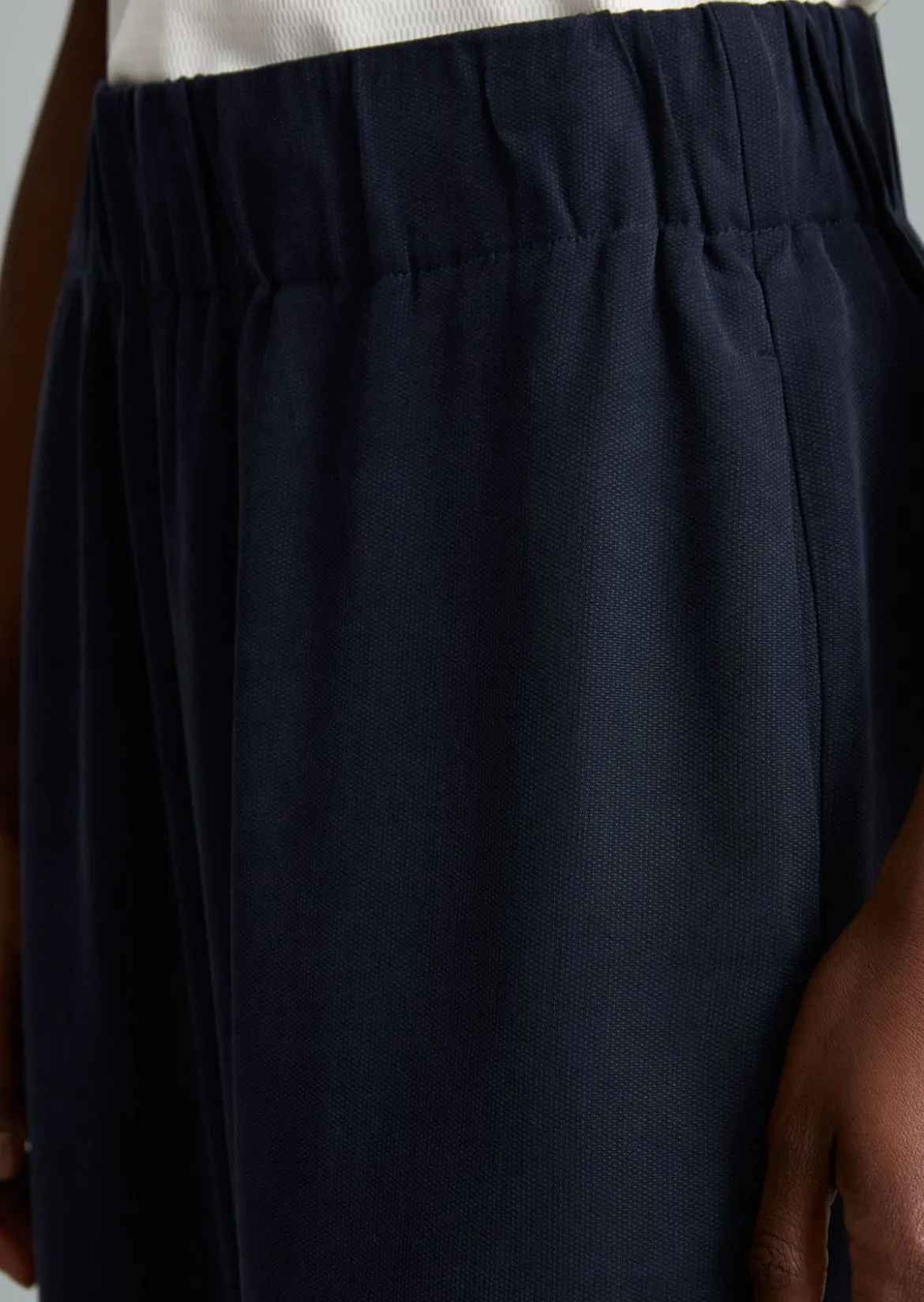 Hose relaxed aus LENZING™ Lyocell