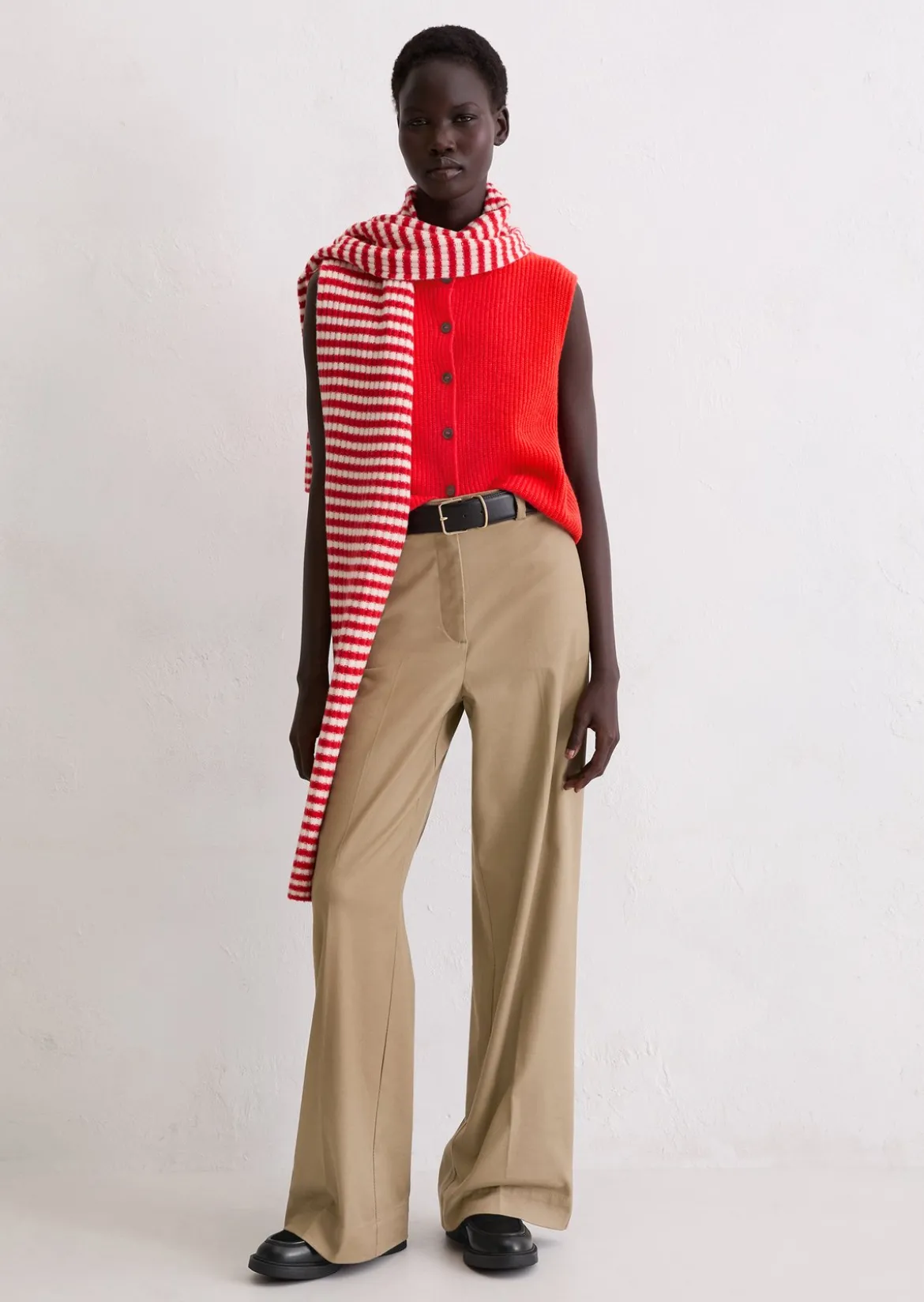 Ärmellose Strickweste slim aus weichem Merinowolle-Mix