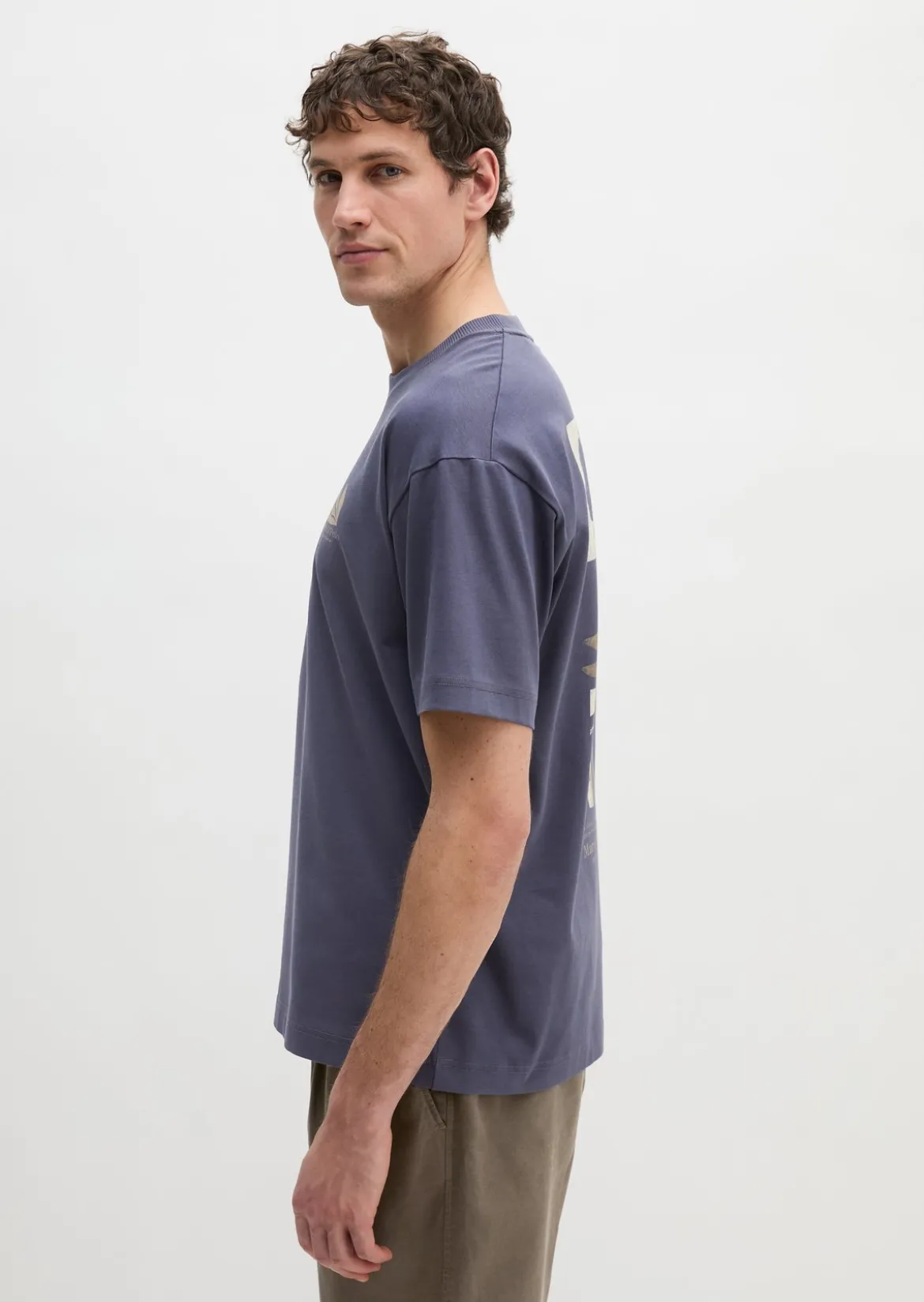 T-Shirt loose mit Rückenprint