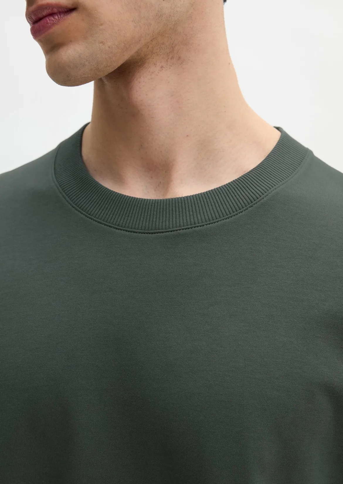 T-Shirt relaxed aus schwerem Bio-Baumwoll-Jersey